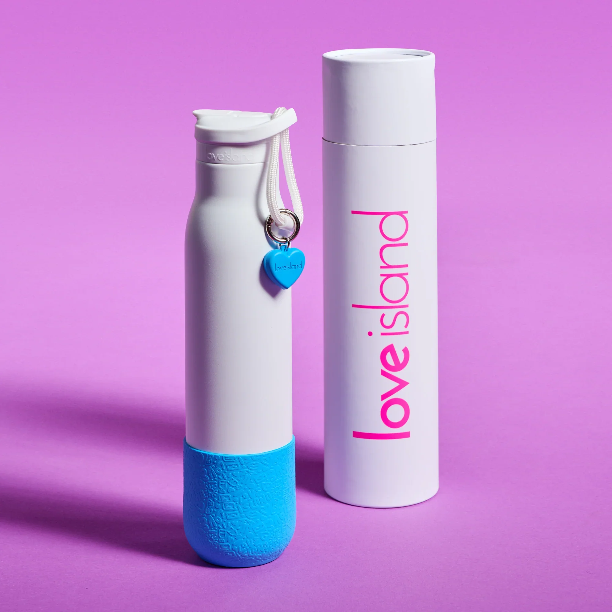 Official Love Island Blue Accessory Pack - Image 3